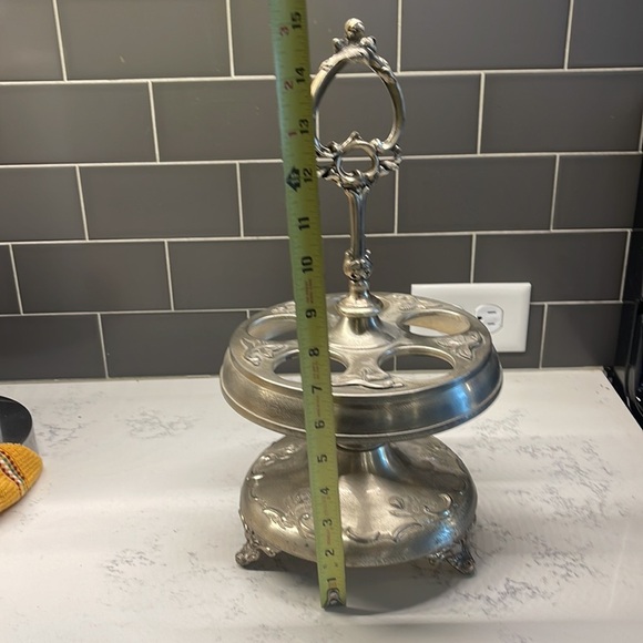 Bohemian Castor Silver Plated Holder - Picture 7 of 12